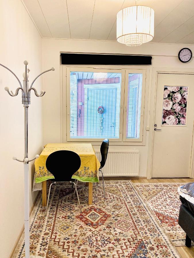 Two Bedrooms,Dining Area And Bathroom With Private Entrance Kotka Luaran gambar